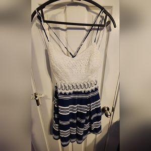 Papaya Dress, Size L